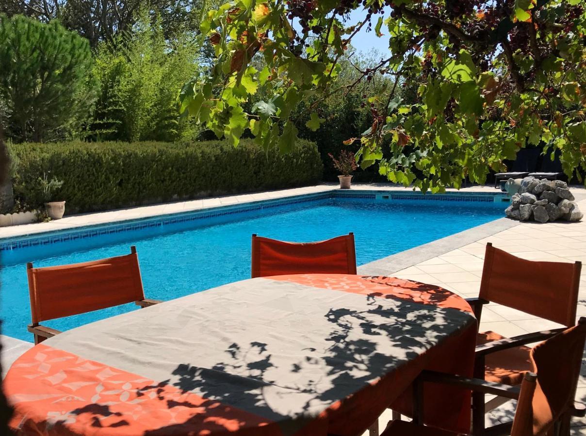 Mas Des Prevots B&B Noves Exterior foto